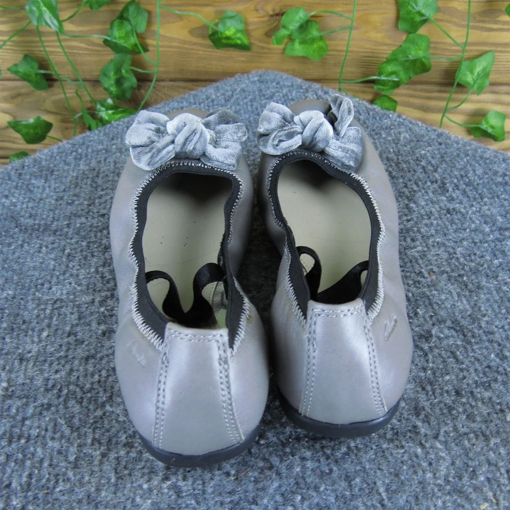 Clarks Mary Jane‎ Bow Girl Y 13 Medium Flat Brown Leather Slip On